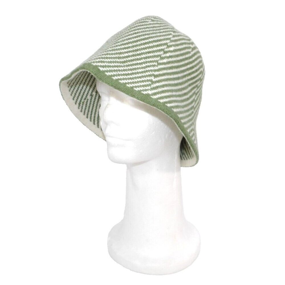 ALESSIA MASSIMO green & off-white women's knit cap, hat Free Size NEW, NO TAGS